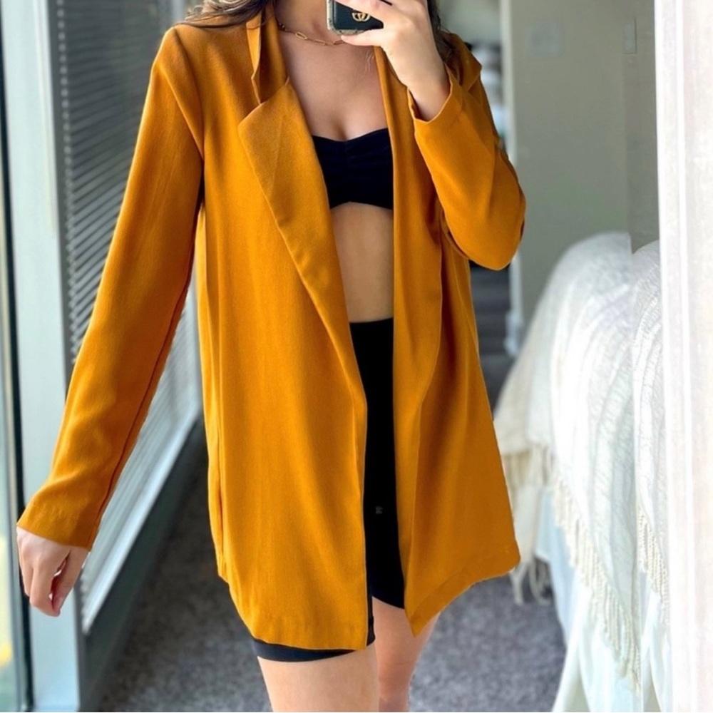 NWOT Lush Novak Crepe Blazer Mustard Size L